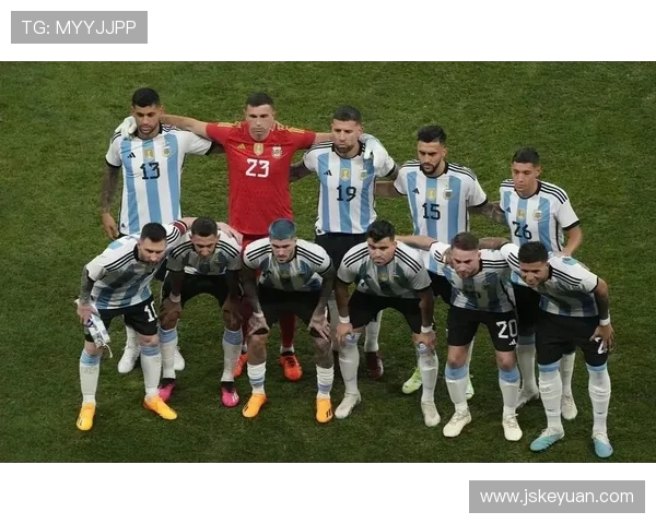 足球巨星精彩瞬间集锦展现激情与荣耀的完美时刻 足球巨星精彩瞬间集锦展现激情与荣耀的完美时刻