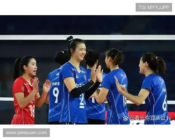 成都排球队与上海排球队的耐力对决赛后分析与反思