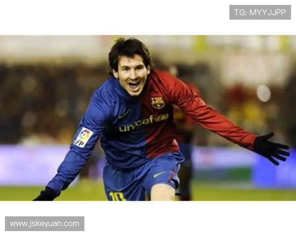 你最欣赏的足球明星是谁以及他给你带来的影响和启示